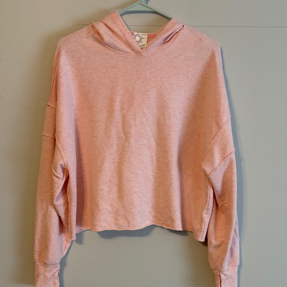 aerie off line- Cropped Hoodie in Soft Pink. NWOT-med.